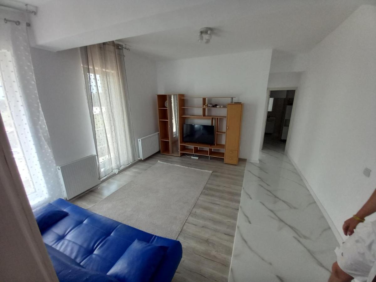 Twins 2 Ap 3 2 Apartment *